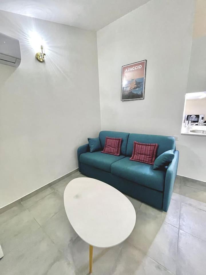 2 Personnes Plein Centre Rue Pietonne Appartement